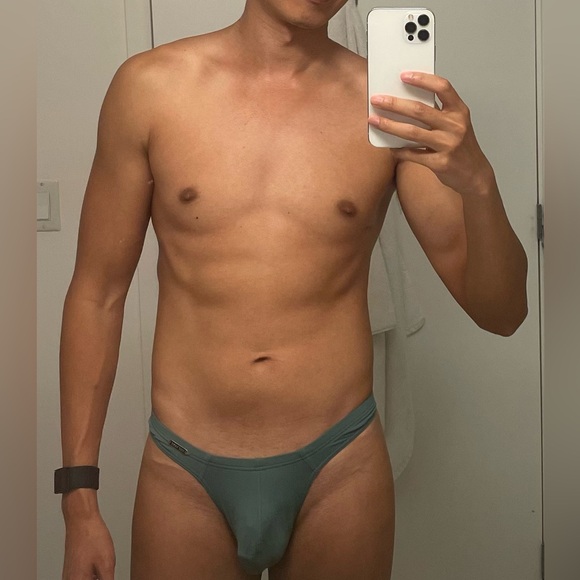 Meet your Posher, Ricky - Picture 1 of 1